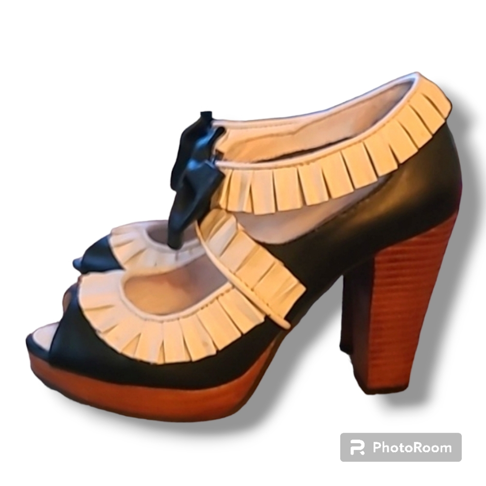 Lola Ramona Black White Ruffle Mary Jane Shoes